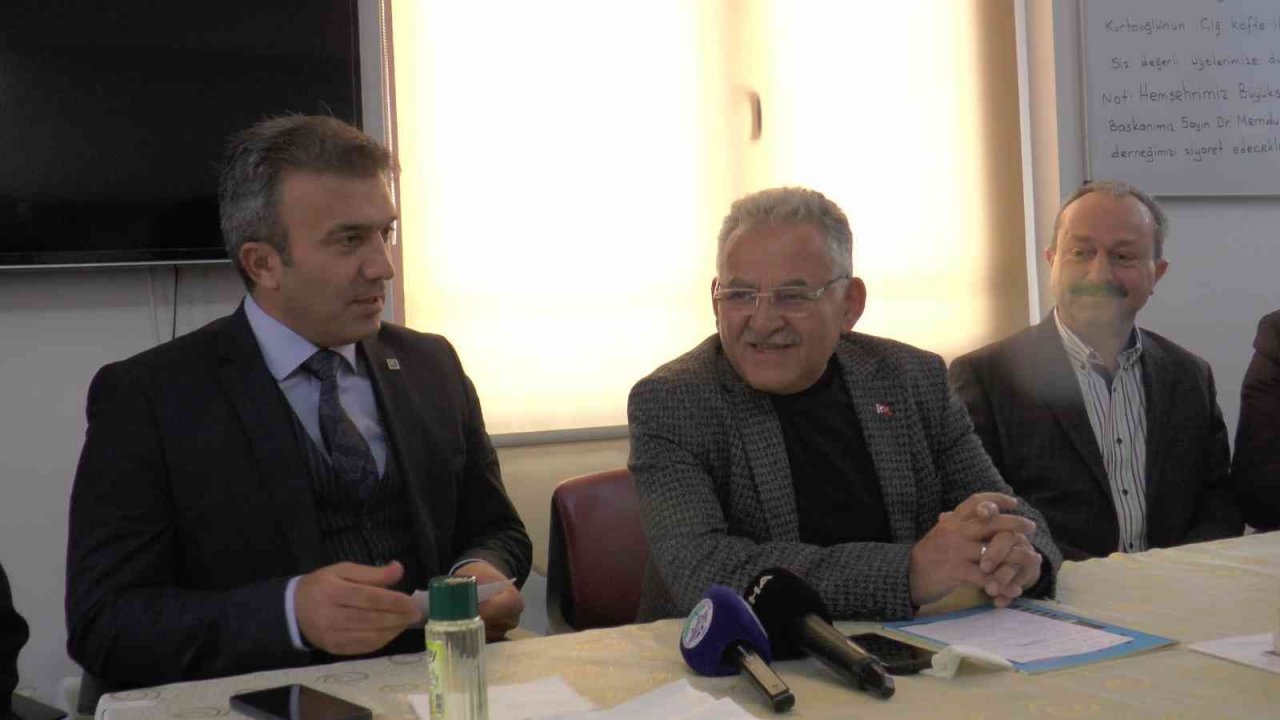 Başkan Büyükkılıç’tan Develililer Derneği’ne ziyaret