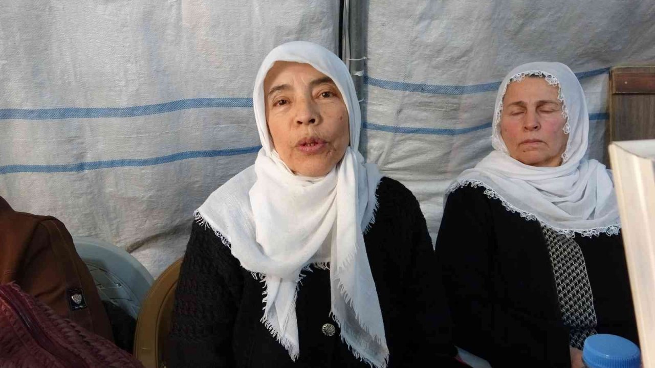 Ailelerin direnişi bin 223 gündür devam ediyor