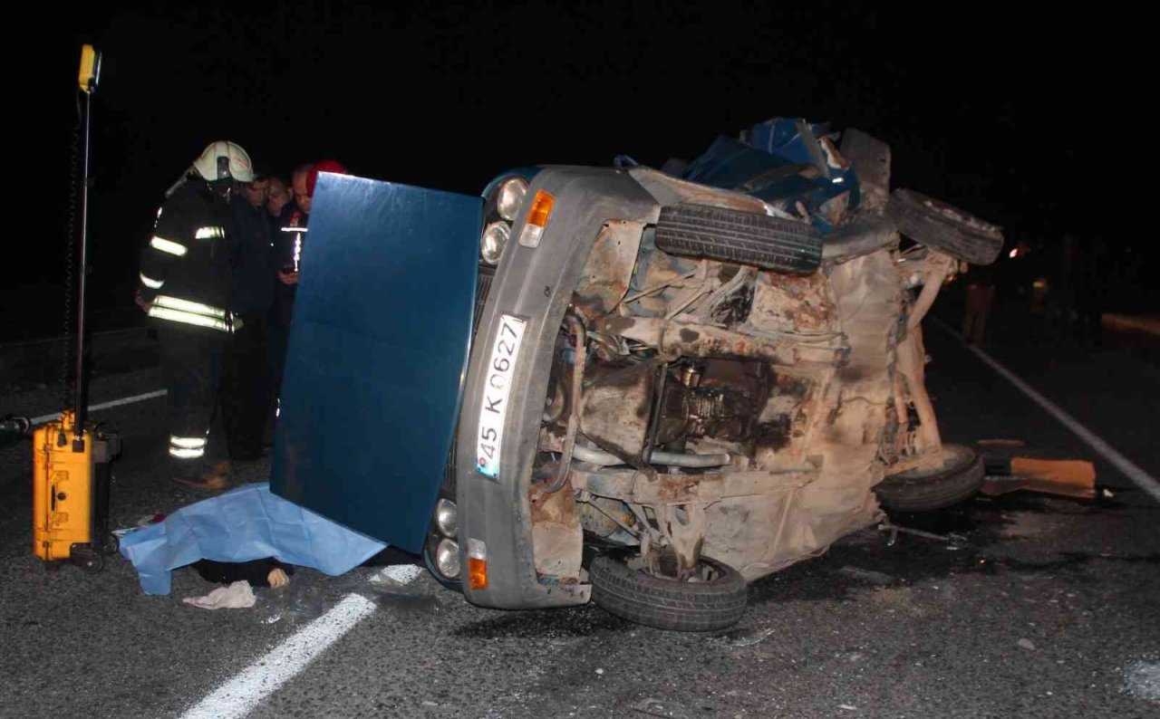 Manisa’da feci kaza: 2 ölü