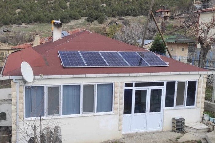 Bolu’da orman köylüsü enerjisini güneşten sağlıyor