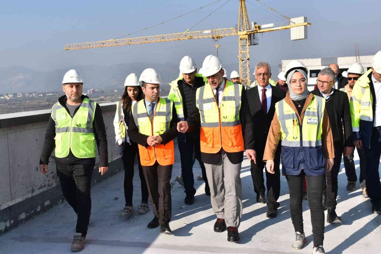 Aydın Şehir Hastanesi’nde çalışmalar yerinde incelendi