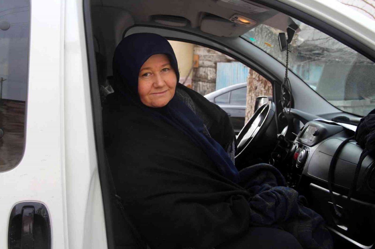 Patlayan varis ekipleri alarma geçirdi