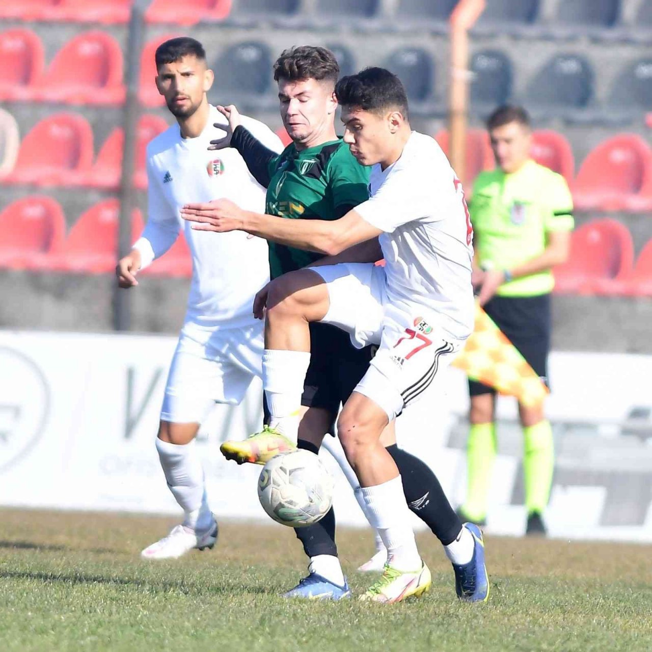 Turgutluspor: 2 - Bornova F.K.: 3