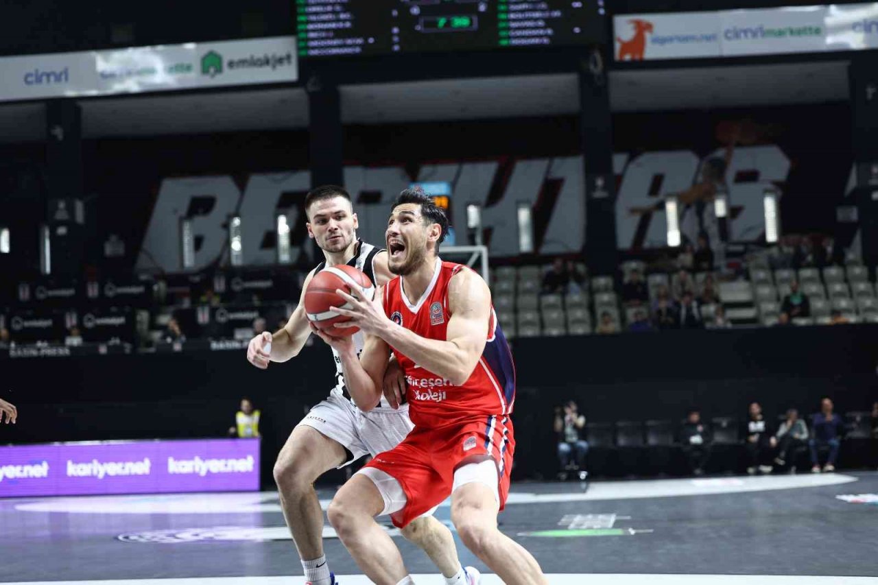 Basketbol Süper Ligi: Beşiktaş Emlakjet: 67 - Bahçeşehir Koleji: 71