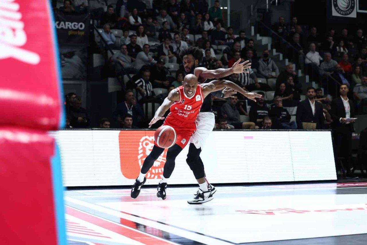 Basketbol Süper Ligi: Beşiktaş Emlakjet: 67 - Bahçeşehir Koleji: 71