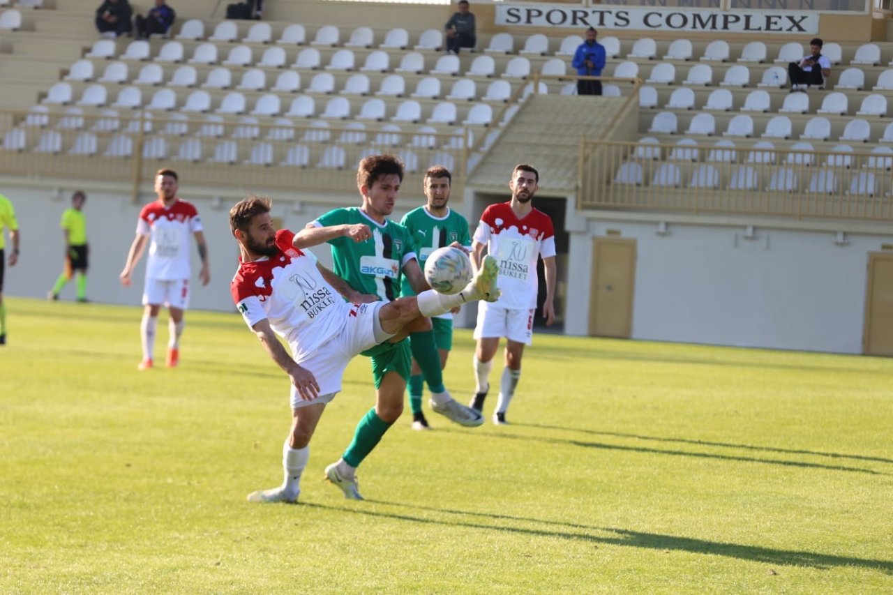 Efeler 09 SFK, son hazırlık maçından galibiyetle ayrıldı