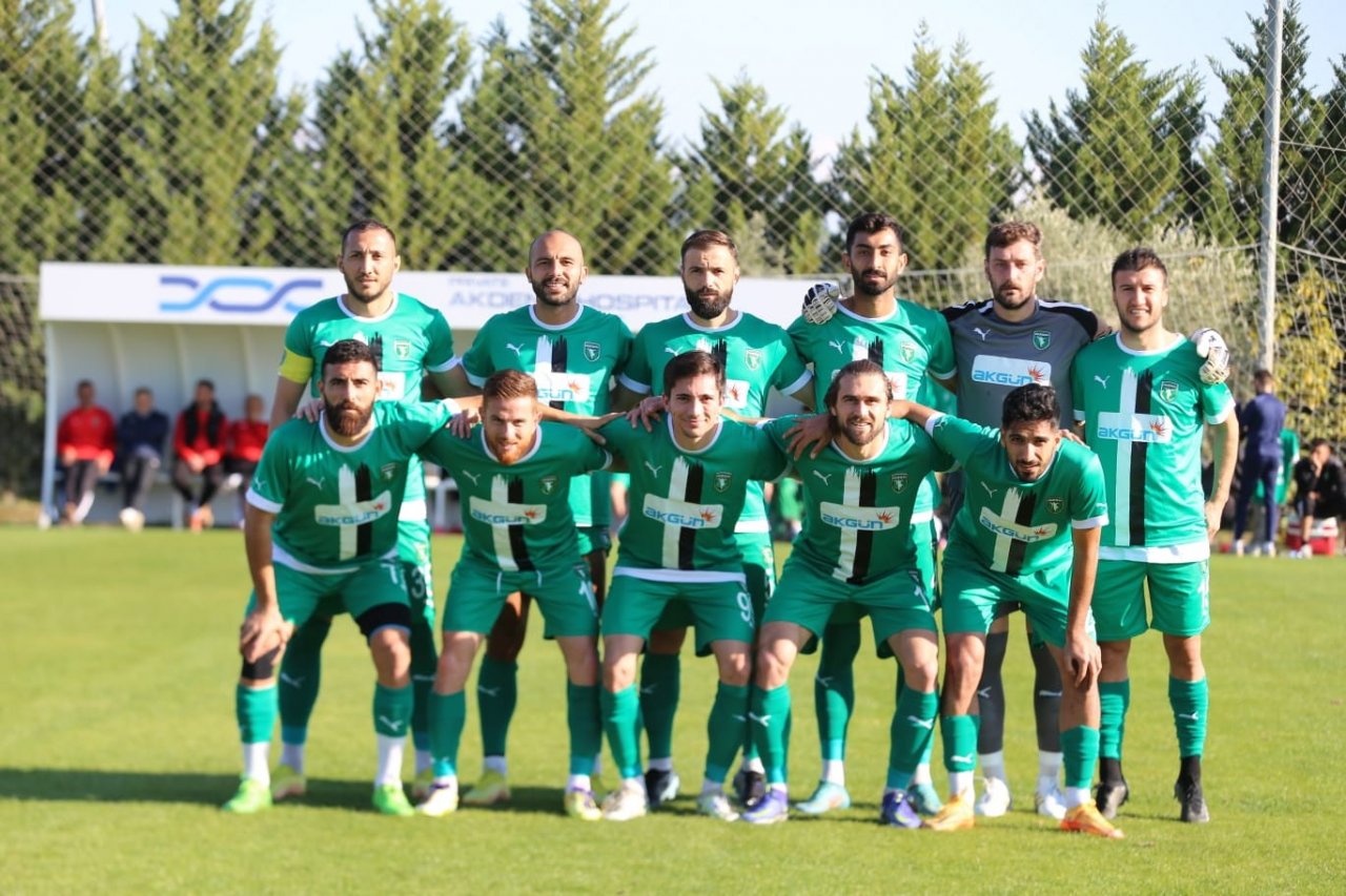 Efeler 09 SFK, son hazırlık maçından galibiyetle ayrıldı