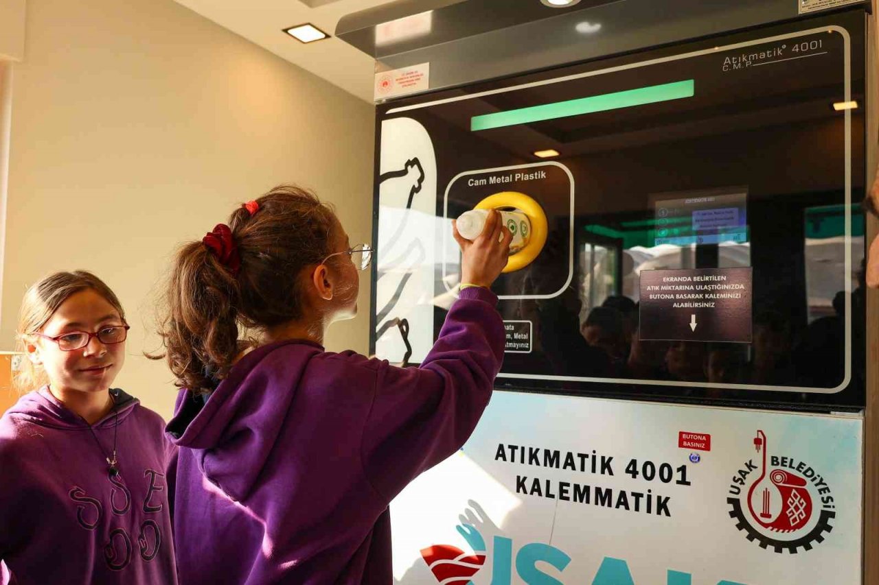 Çocuklardan geri dönüşüme destek