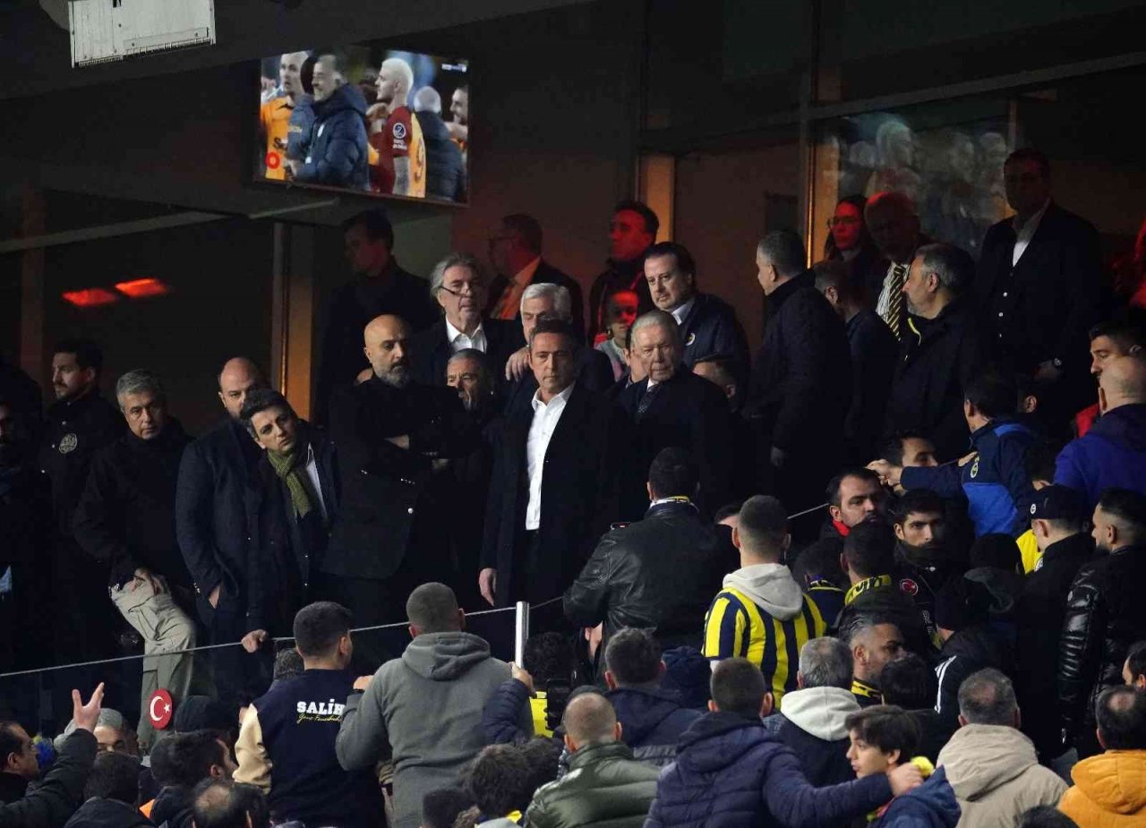 Ali Koç’a taraftarlardan tepki