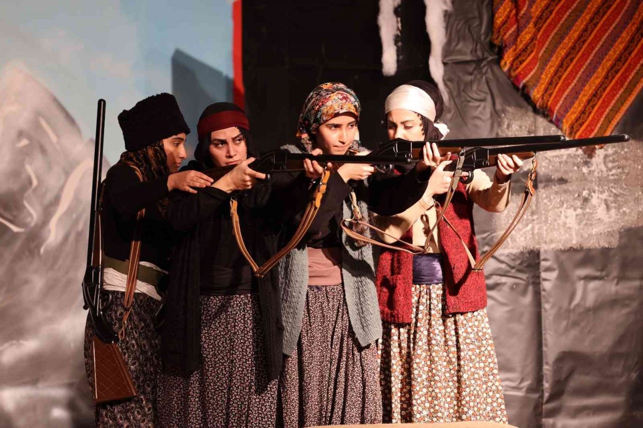 Sarıkamış şehitleri Hacılar’da anıldı