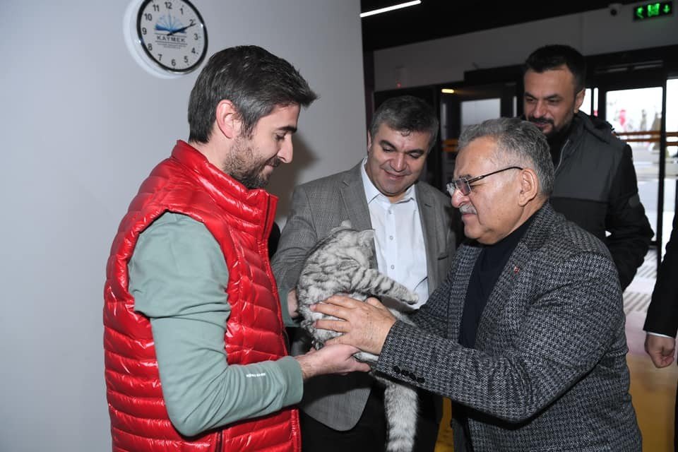 Başkan Büyükkılıç 7. Evlilik Akademisi Sertifika Töreni’ne katıldı