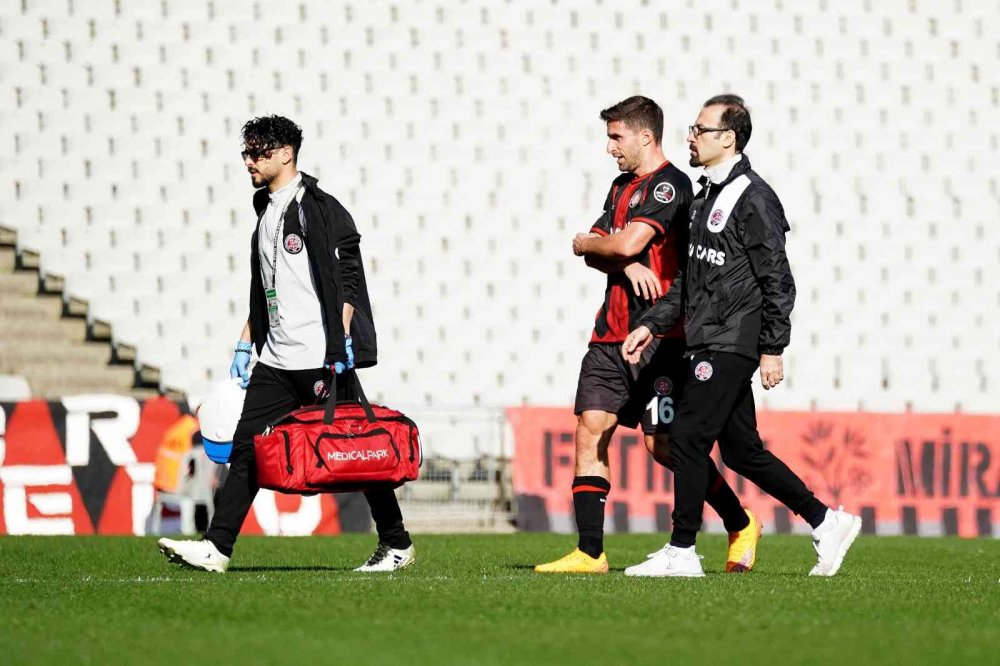 Konyaspor Süper Lig'deki 9. beraberliğini aldı!