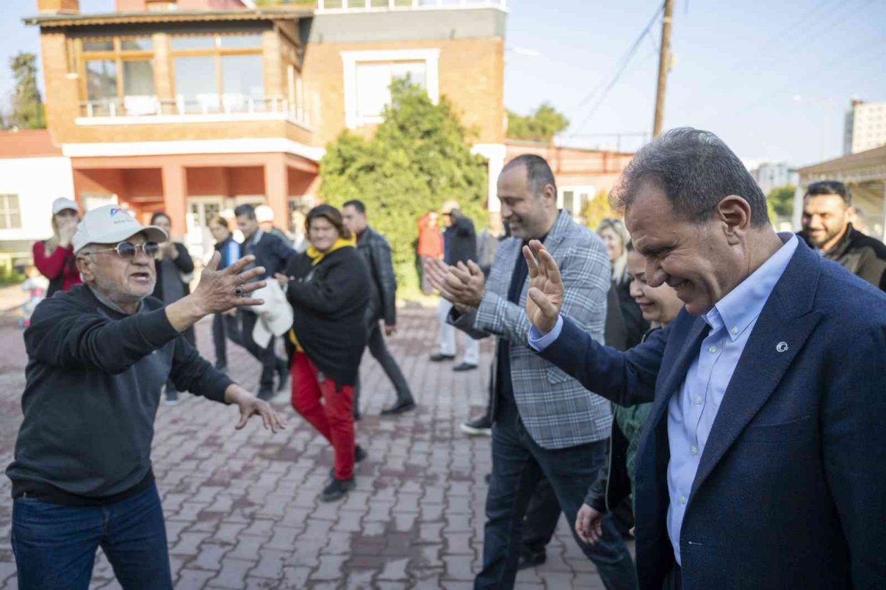 Seçer Mezitli’de esnaf ve vatandaşlarla bir araya geldi