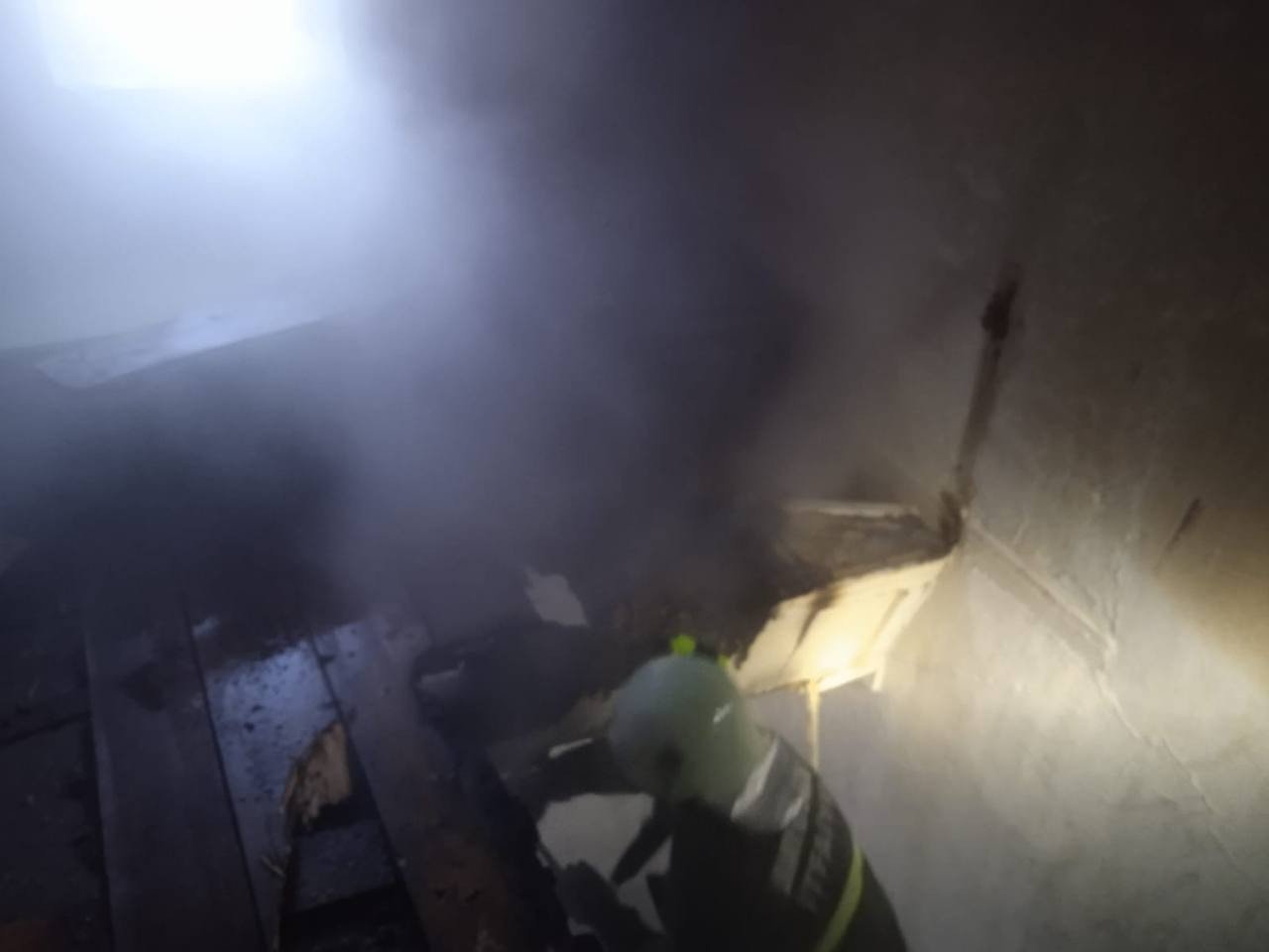 Ahşap evde çıkan yangın söndürüldü