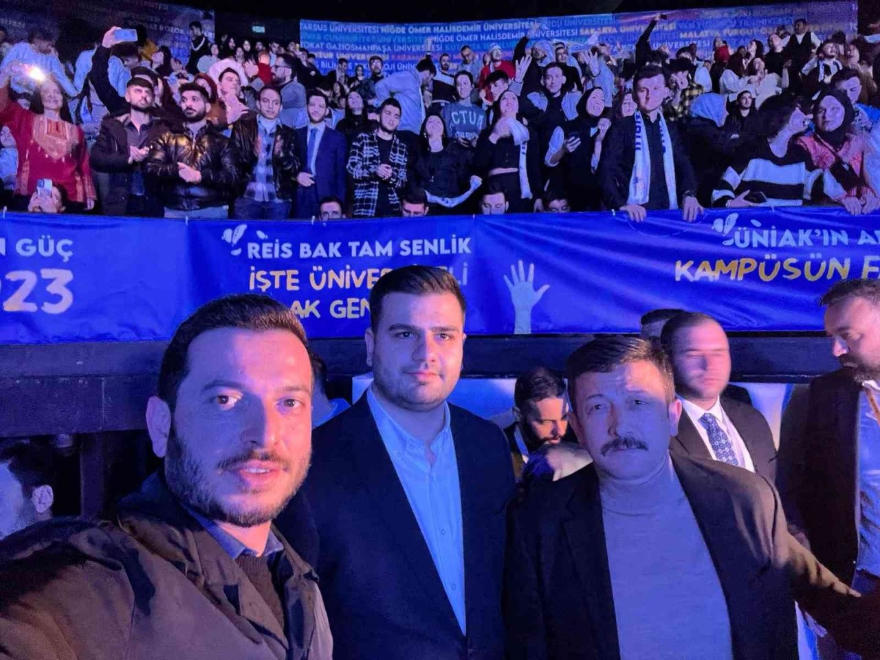 Üniversiteli gençler ‘ÜniAK FEST’te bir araya geldi