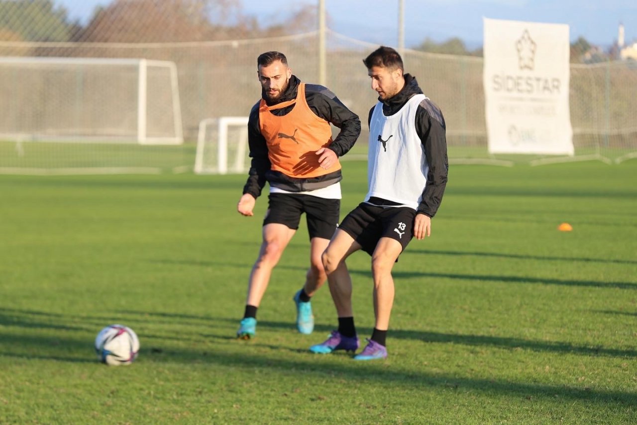 Efeler, ikinci yarıya iddialı başlayacak