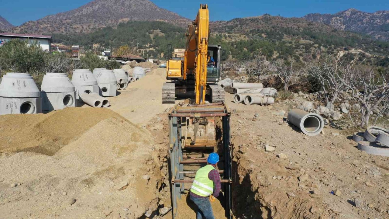 ASKİ, Buharkent’teki çalışmalarını tüm hızıyla sürdürüyor
