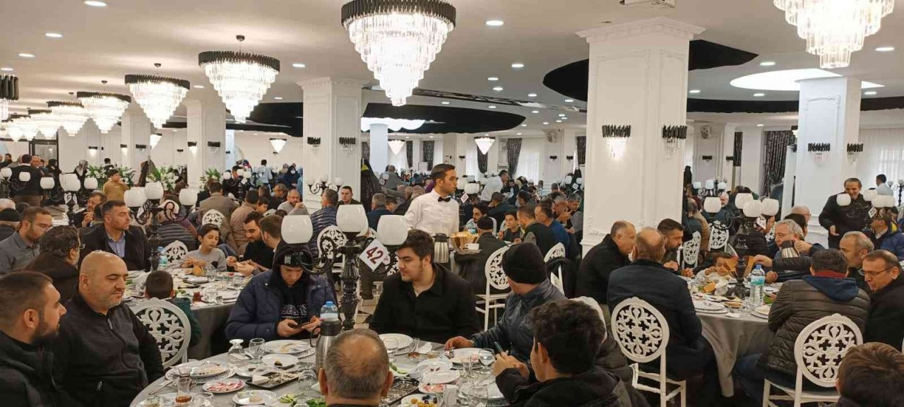 Kudüs Sofrasına yoğun katılım