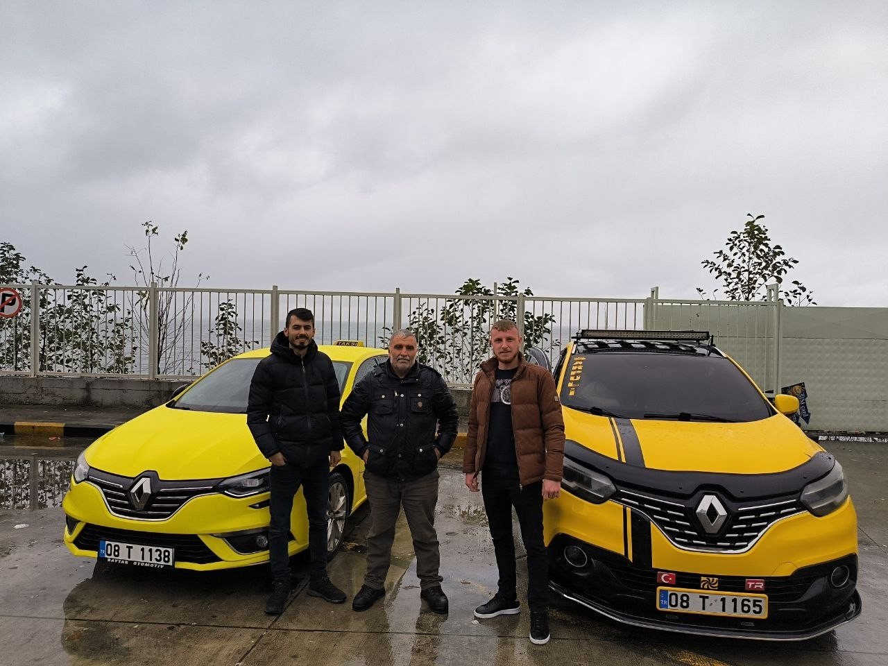 Sarp Sınır Kapısı’ndaki Iphone yoğunluğu yerini sessizliğe bıraktı