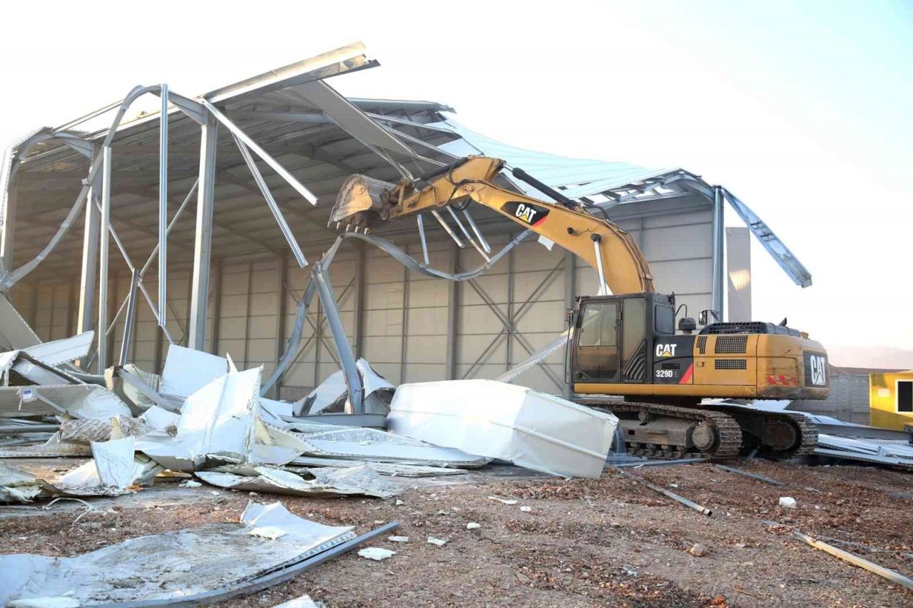 Nilüfer’de kaçak yapılarla kararlı mücadele