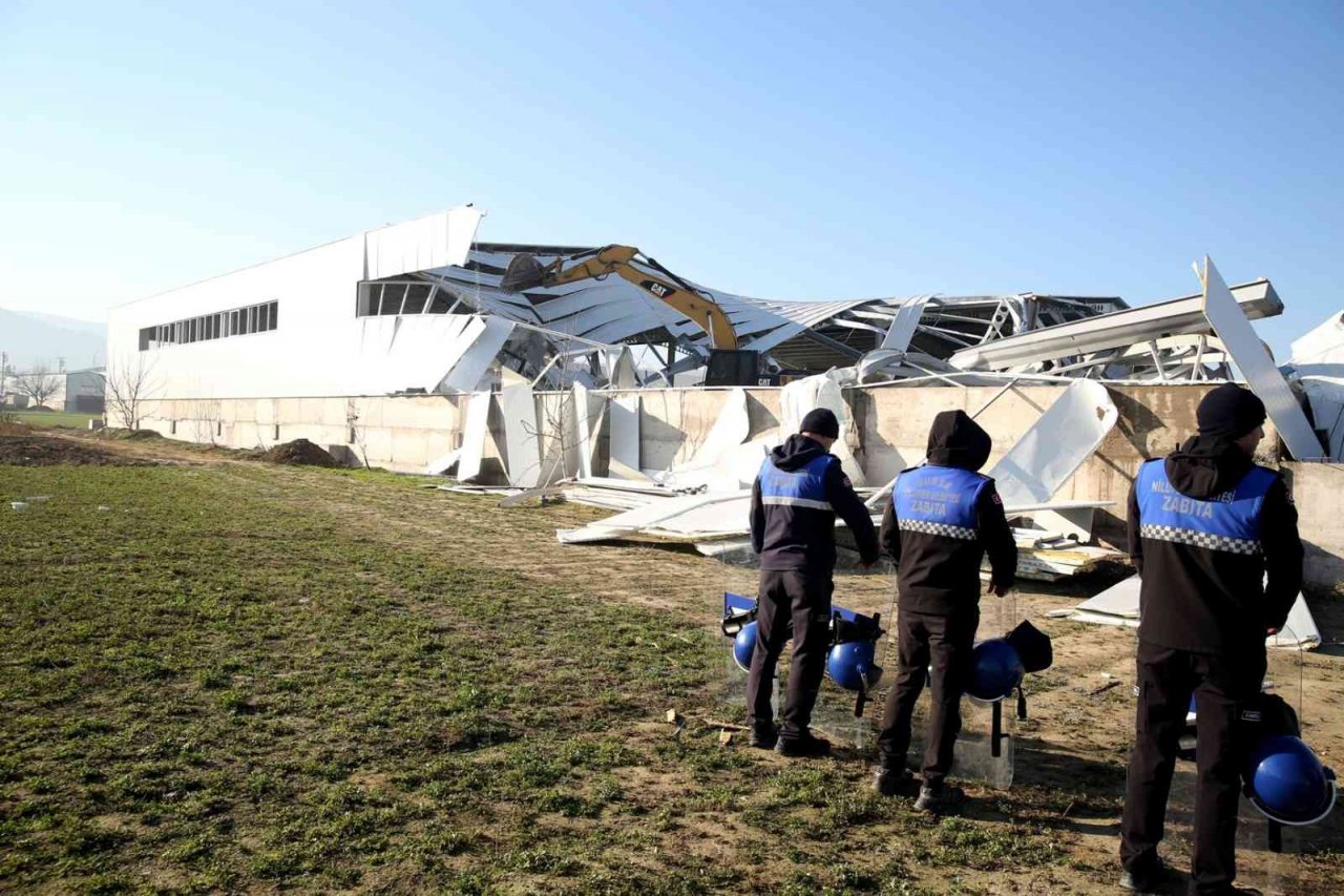 Nilüfer’de kaçak yapılarla kararlı mücadele