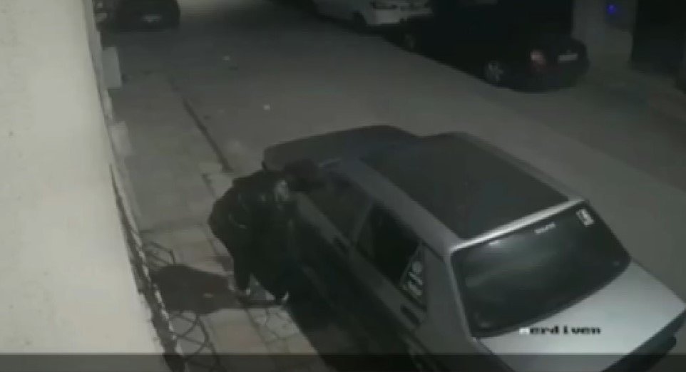 Oto faresi güvenlik kameralarına yakalandı