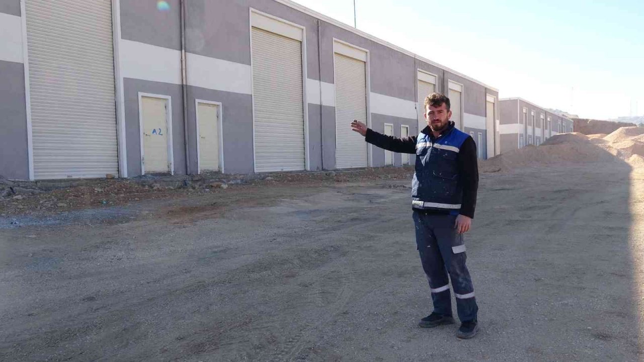Mazıdağı esnafı, 4 yıldır sanayi sitelerinin açılmasını bekliyor