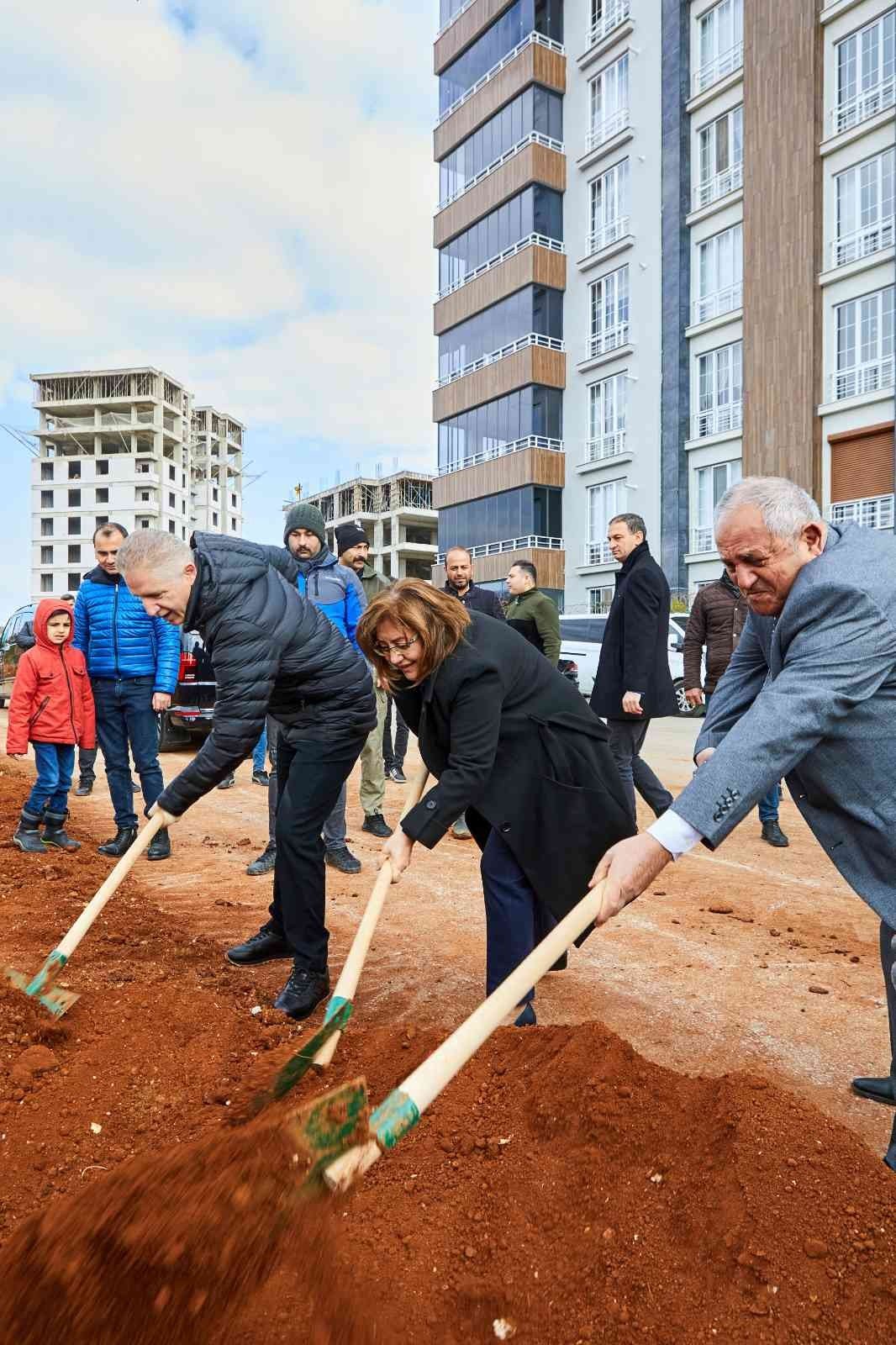 YeşilAntep projesi ile Şehirgösteren Mahallesi yeşile büründü