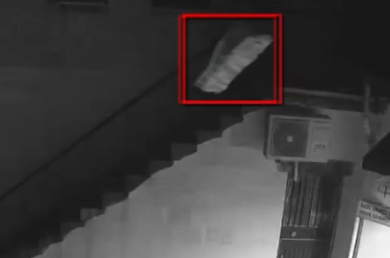 Camiden kablo çalan 2 şüpheli tutuklandı