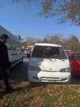 Oto fareleri kılık değiştirirken kıskıvrak yakalandı