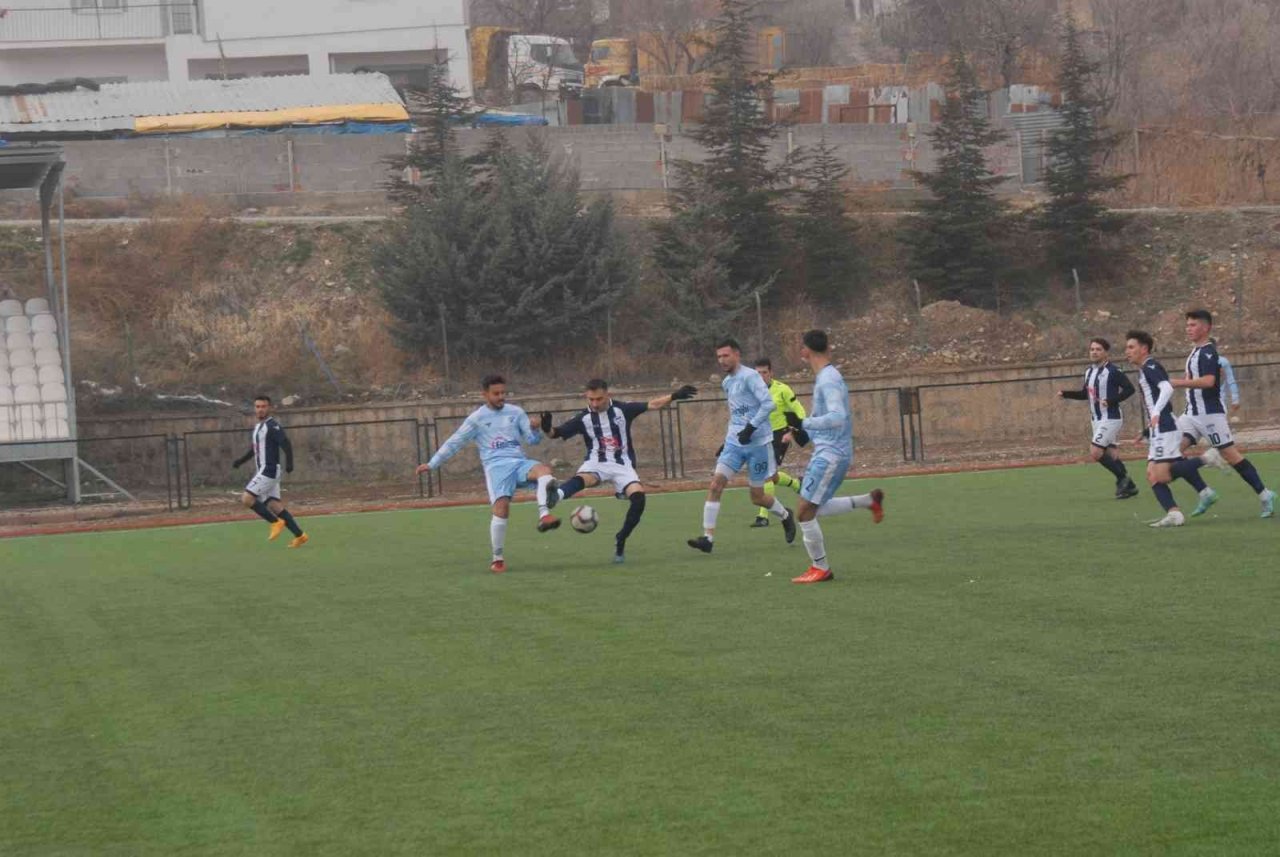 Yahyalı Gençlerbirliği: 1- Belsinspor: 4