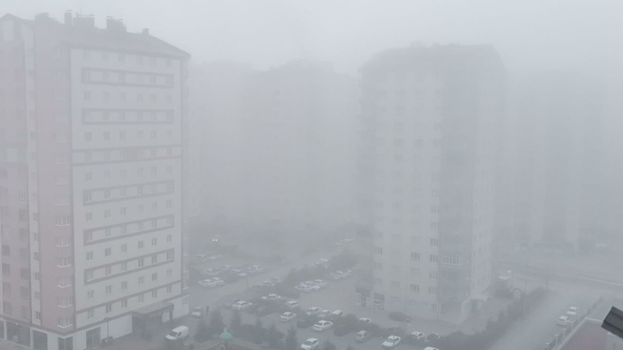 Kayseri’de sis etkili oldu