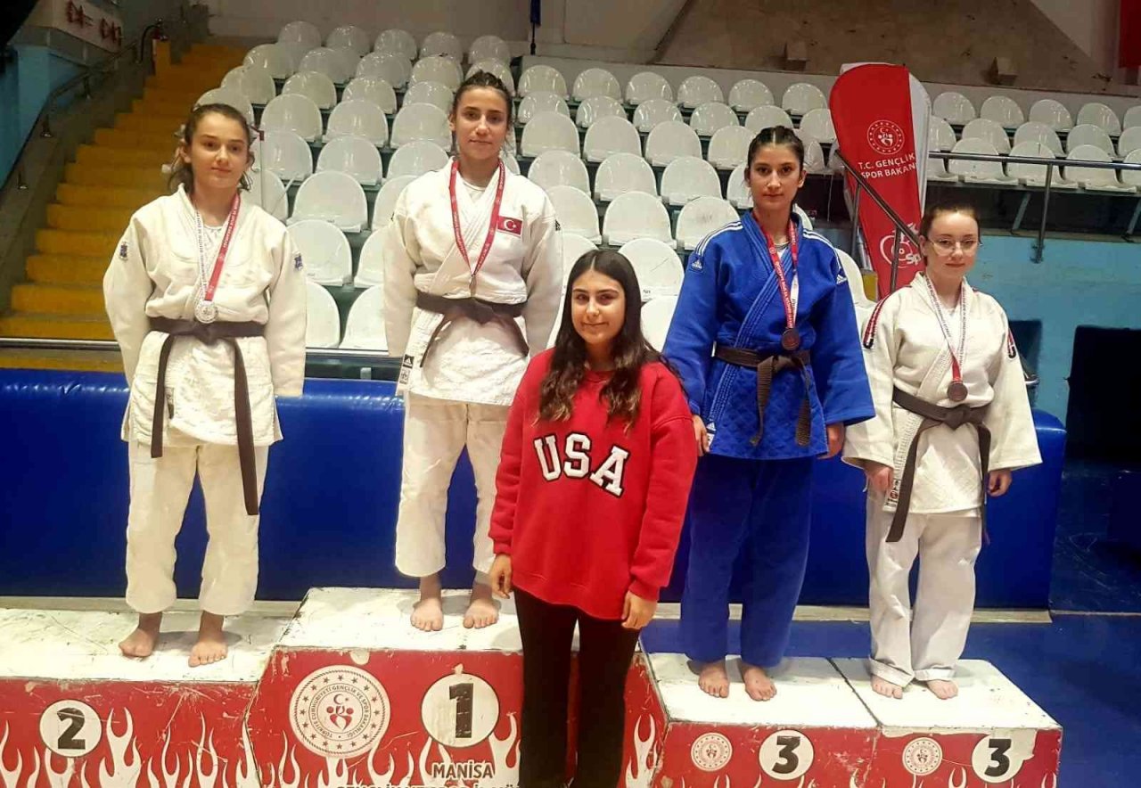 Manisa’da Ümitler Judo İl Birinciliği müsabakaları düzenlendi