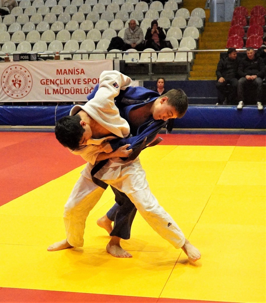 Manisa’da Ümitler Judo İl Birinciliği müsabakaları düzenlendi