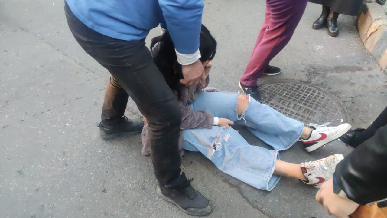 Mecidiyeköy ’de VIP minibüs yolun karşısına geçmeye çalışan kadına çarptı