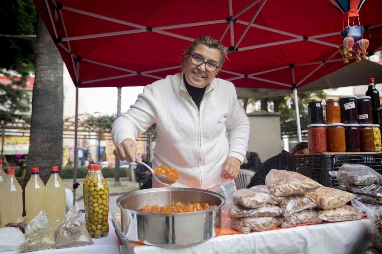 Mersin’de kadınlar doğal ürünler üreterek kazanıyor
