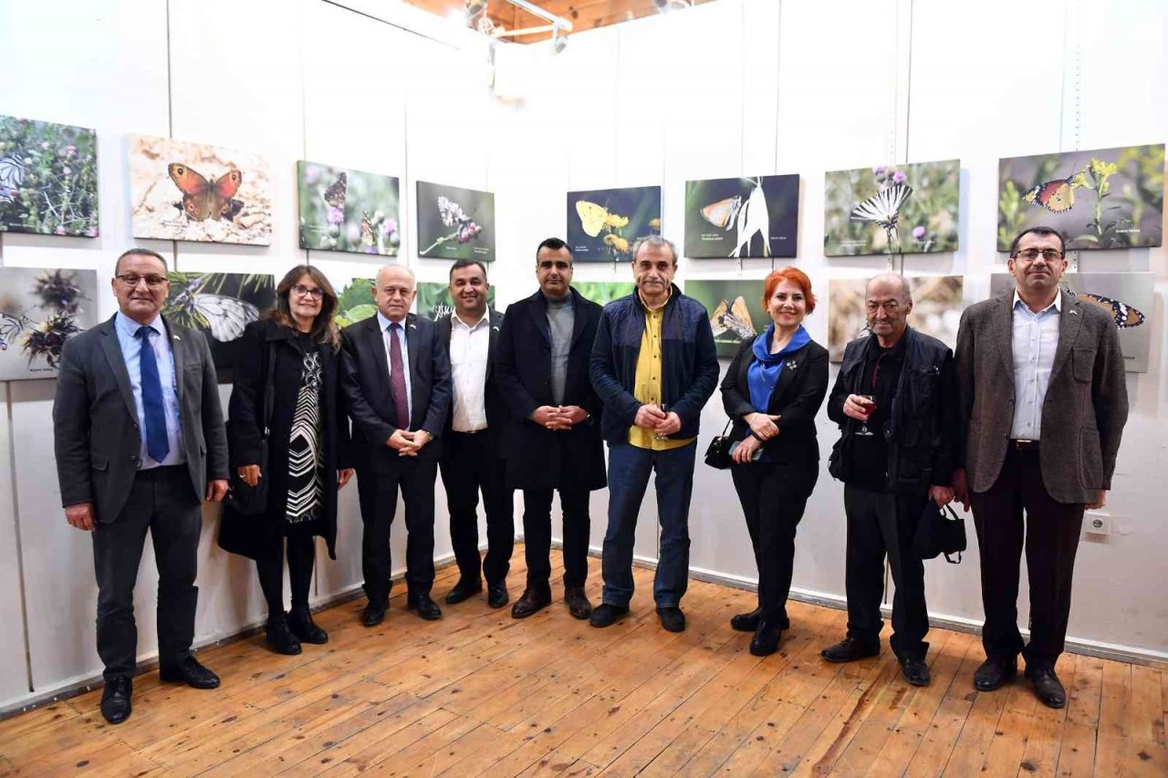 Bülent Akbaş’ın ’Mersin Kelebekleri’ fotoğraf sergisi açıldı