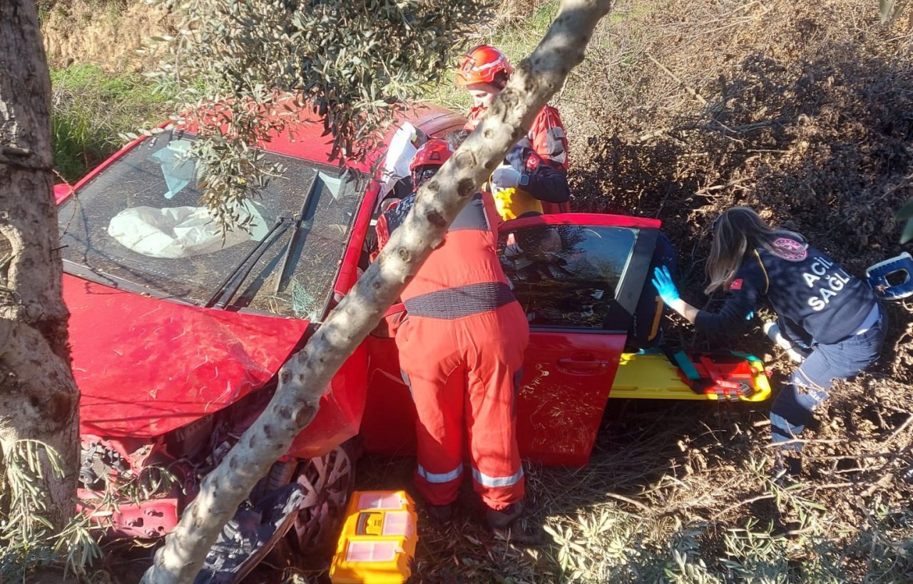 Kontrolden çıkan otomobil tarlaya uçtu: 1 ölü