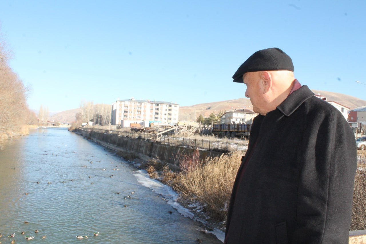 Sibirya’dan göç eden yeşilbaşlı ördekler Bayburt’u sevdi