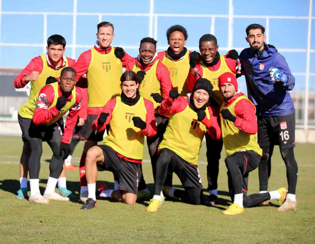 Sivasspor’da neşeli idman