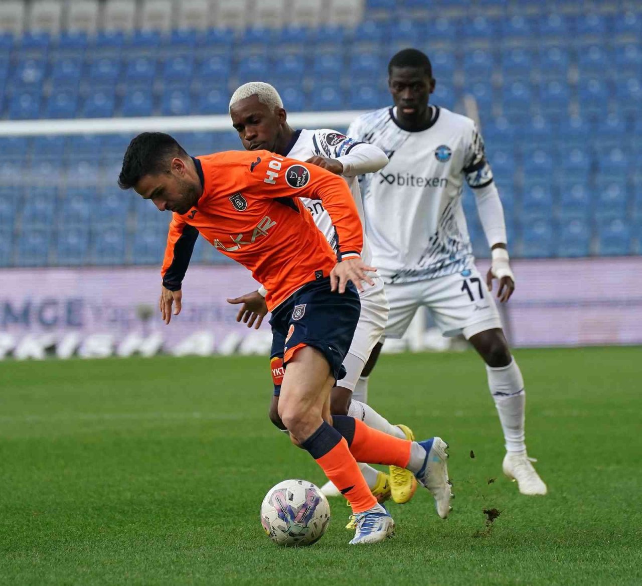 Spor Toto Süper Lig: Başakşehir: 0 - Adana Demirspor: 0 (Maç devam ediyor)