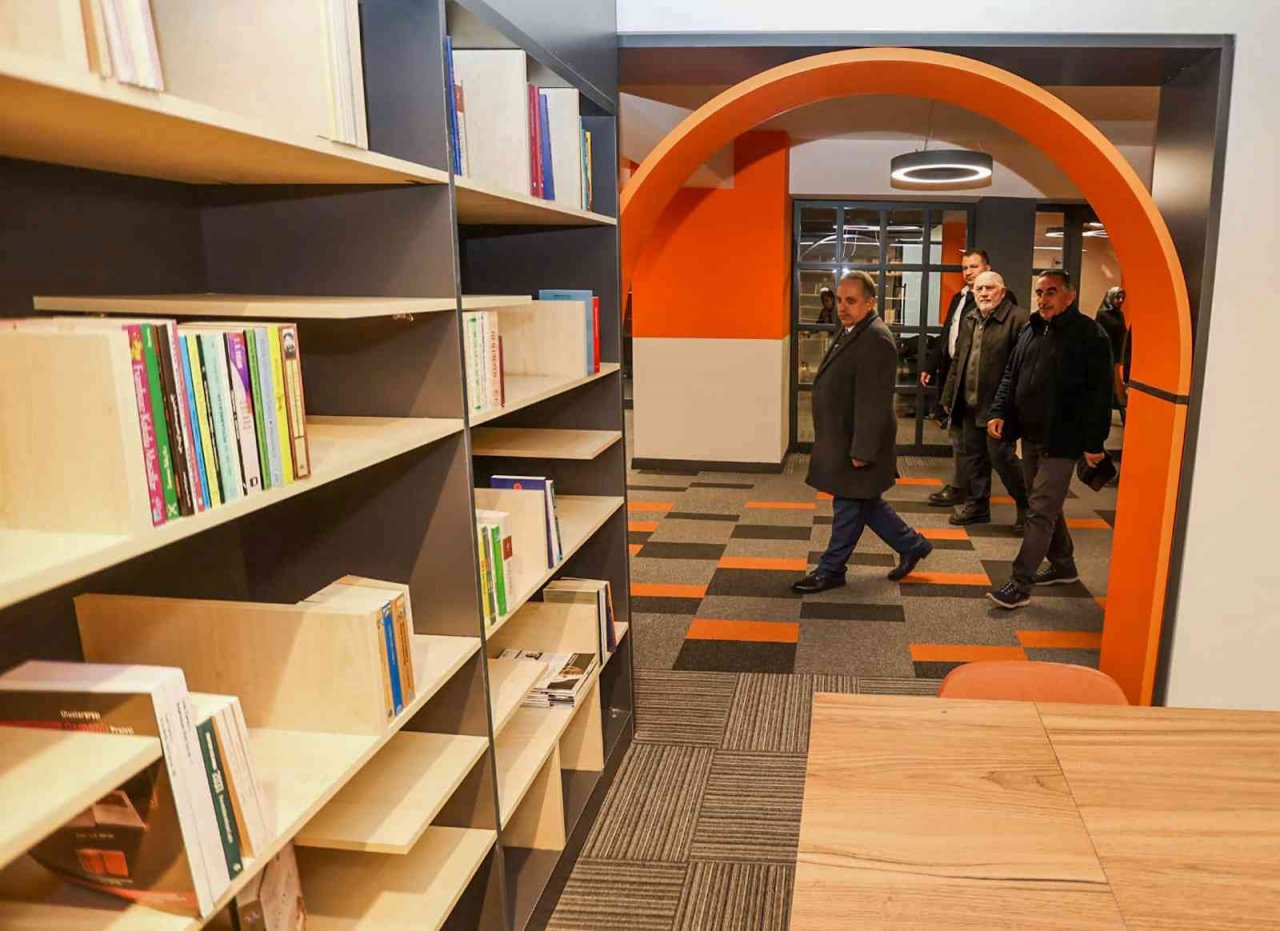 Başkan Yalçın’dan Yeni Bir Kütüphane Daha