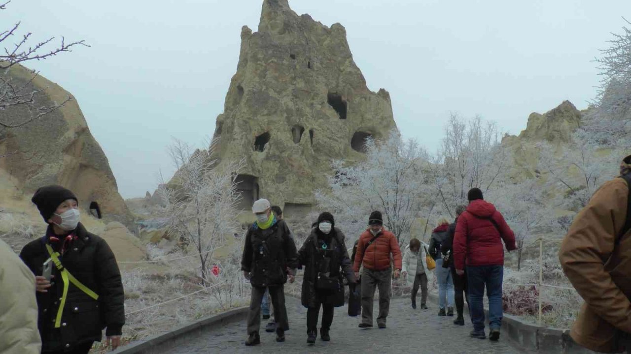 Kapadokya’yı ‘sis’ esir aldı