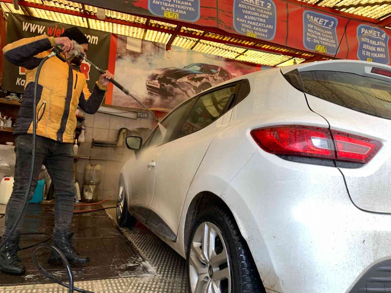 Soğuk bir yandan, atan maliyetler bir yandan