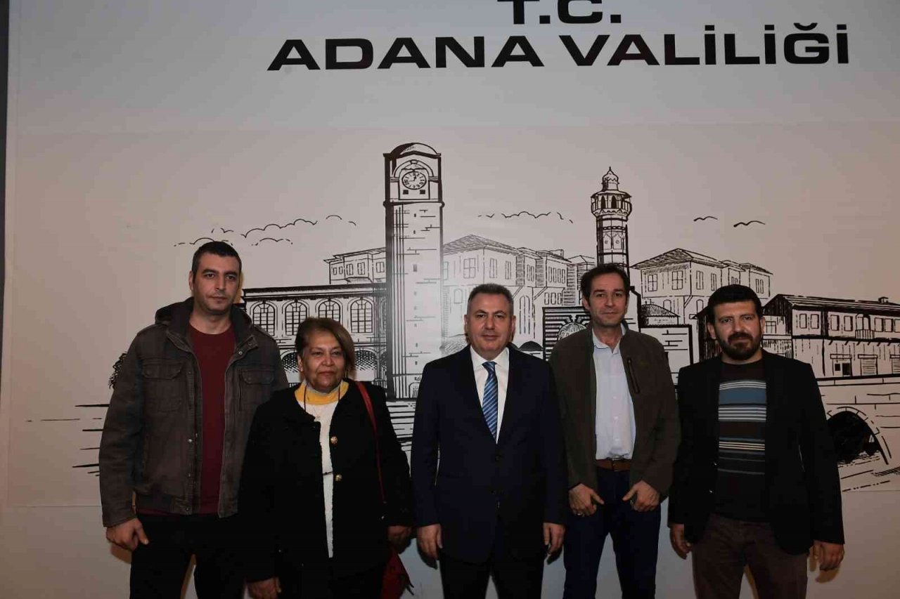 Adana Valisi Elban: “Gazeteciler zor şartlarda doğru bilgiyi vermek için mücadele ediyor”