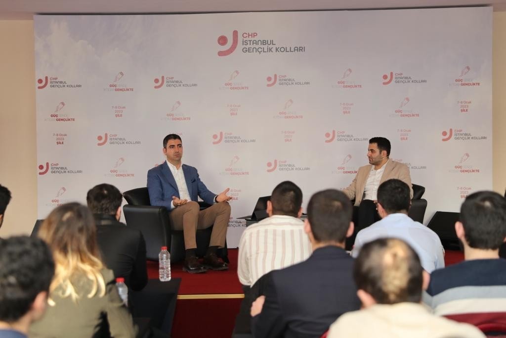 Başkan Yüksel: "Gençlere inanan ve güvenen bir genel başkanımız var"