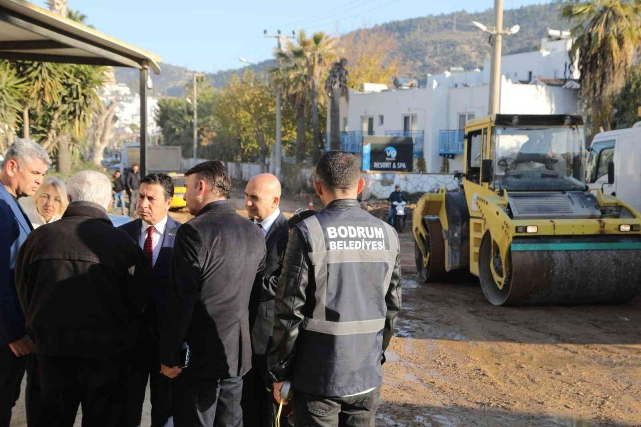 Başkan Aras, Dere Sokak’ta incelemelerde bulundu