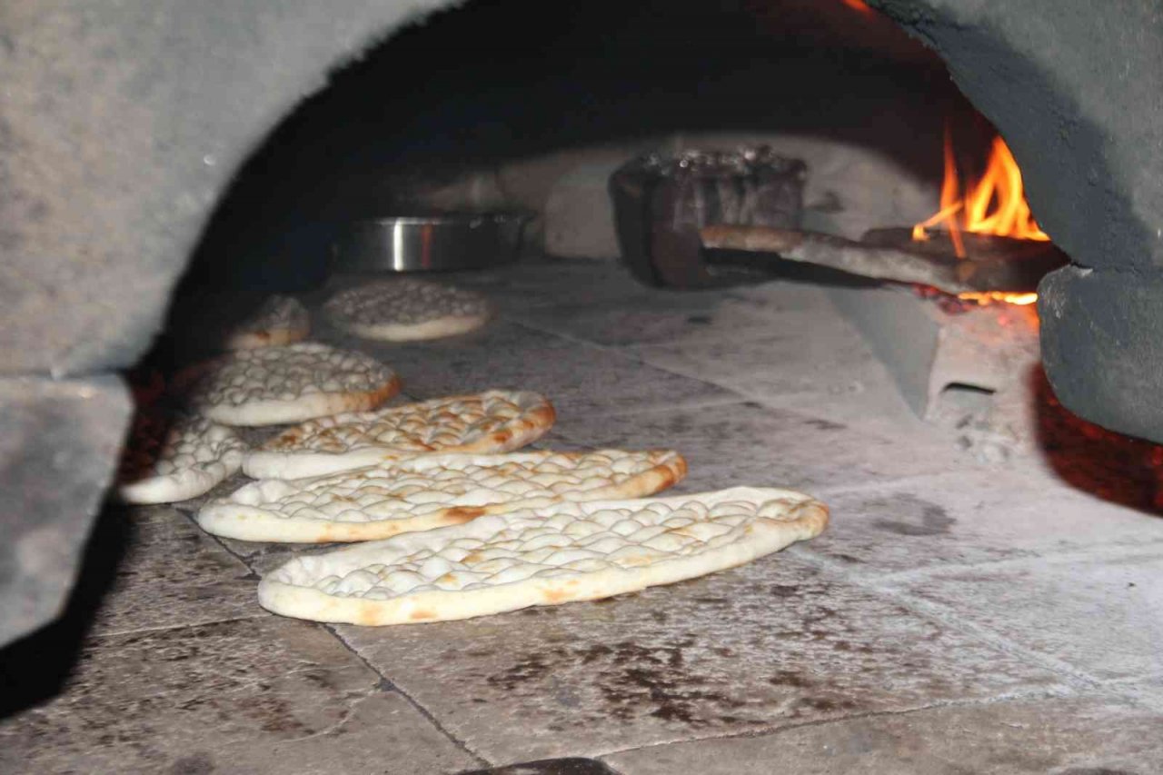 Elazığ’da 200 gram ekmek 5 lira oldu