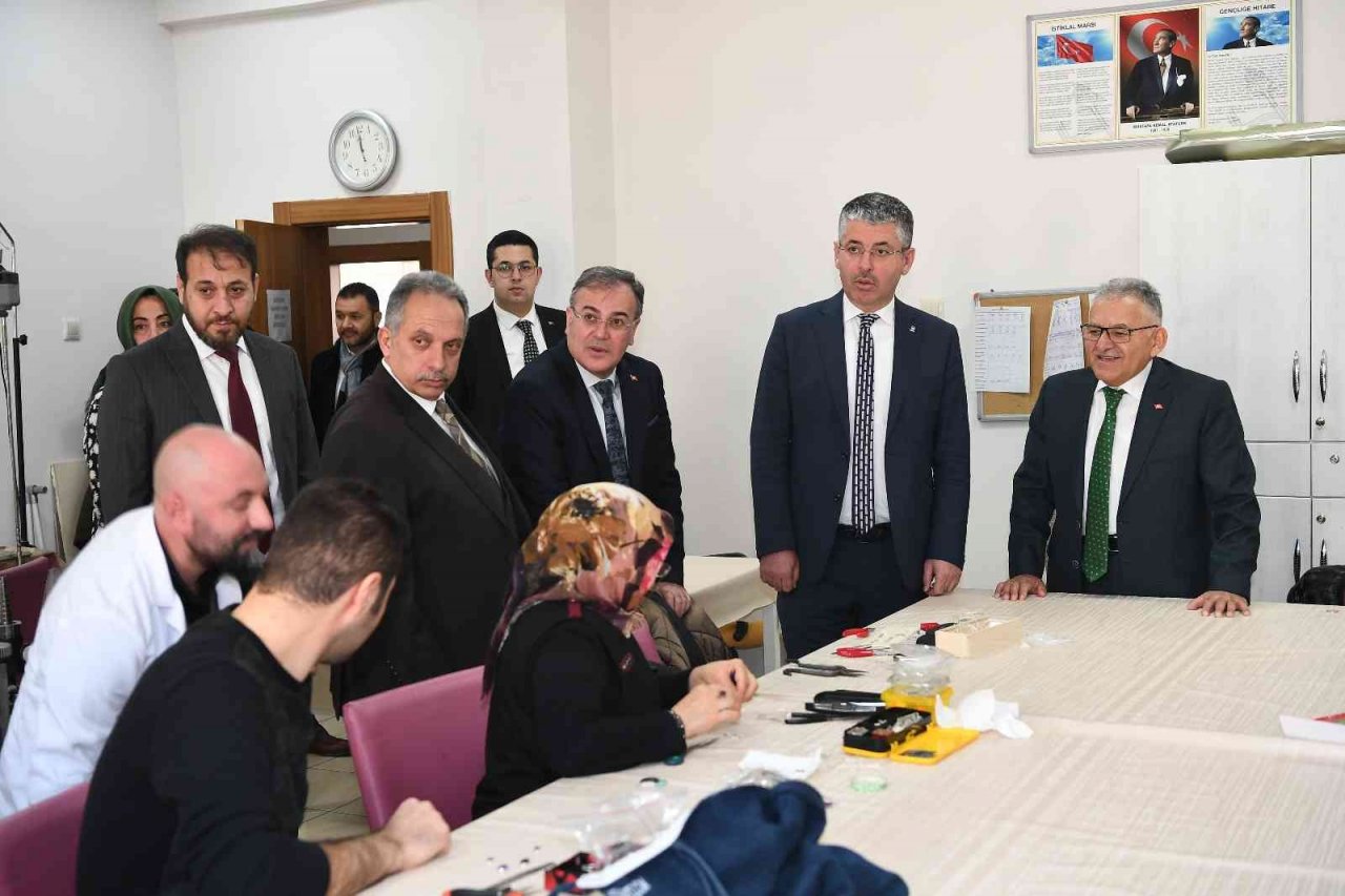 Büyükkılıç ve başkanlardan KAYMEK Göznuru’na ziyaret