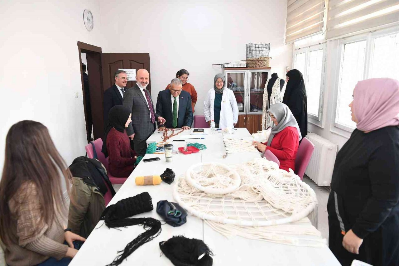 Büyükkılıç ve başkanlardan KAYMEK Göznuru’na ziyaret